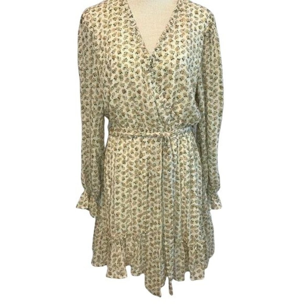 NWT GiGio Womens Ditzy‎ Ivory Floral with Gold Metallic Dress Ruffle V-Neck